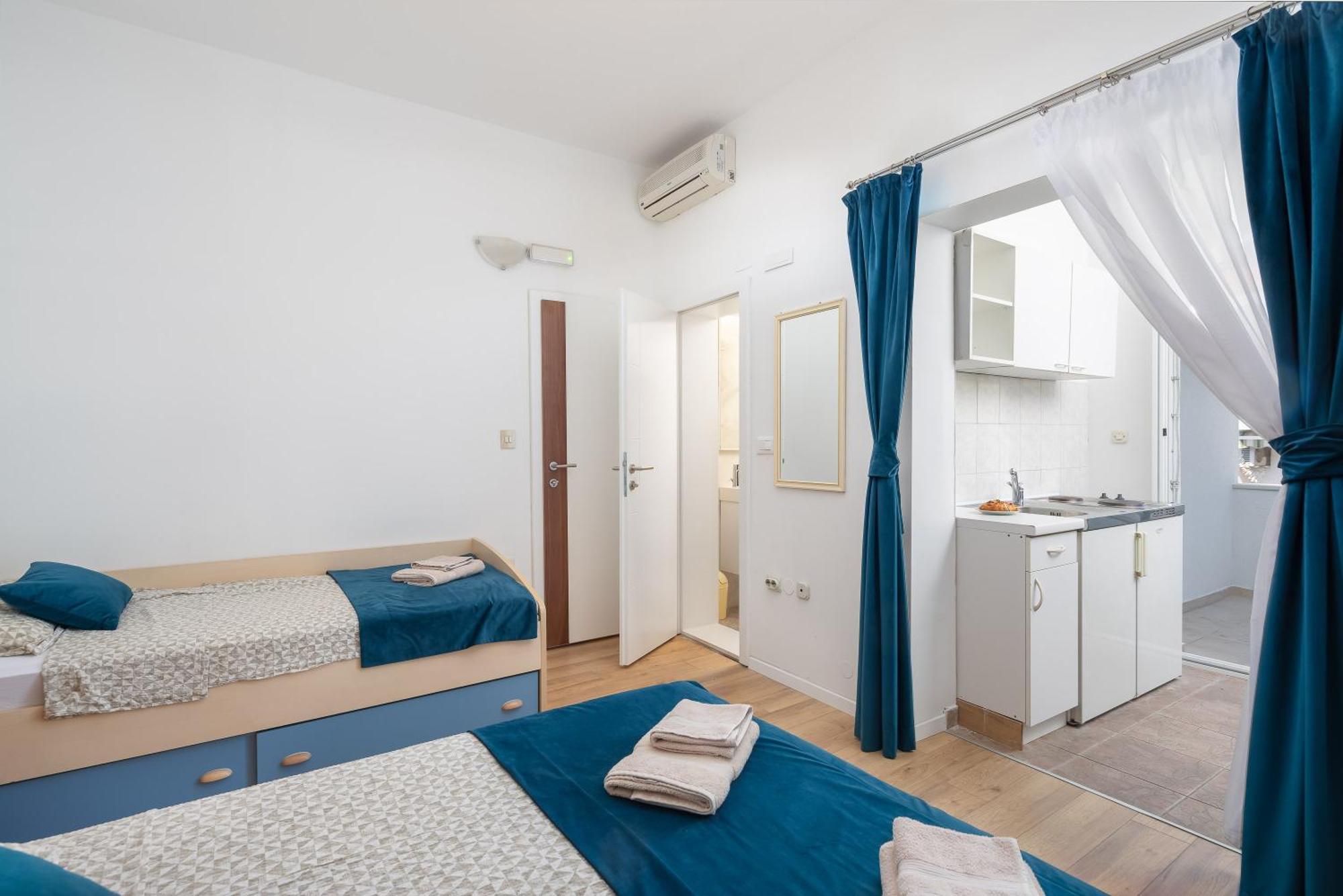Apartments Near Central Beach With Free Parking 마카르스카 객실 사진